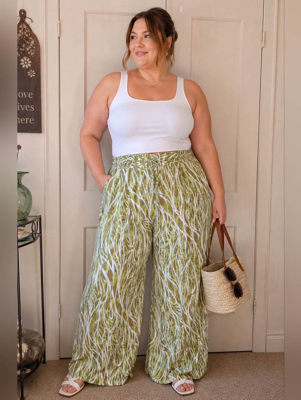 NWT  XXL Olive Green Abstract Print Extra Wide‎ Leg Palazzo Pants Boho, Vacay